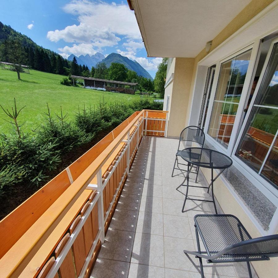 Apartma Rozle Mojstrana Bagian luar foto