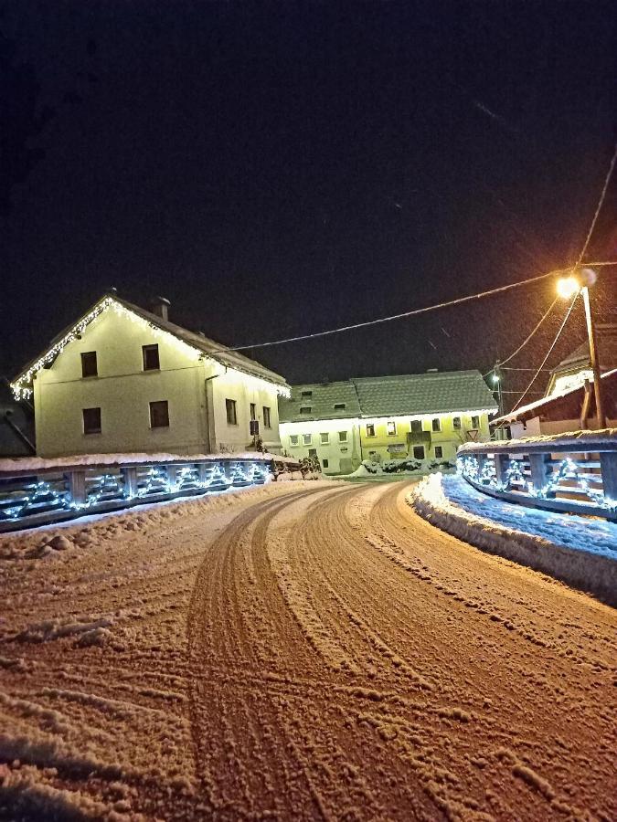 Apartma Rozle Mojstrana Bagian luar foto
